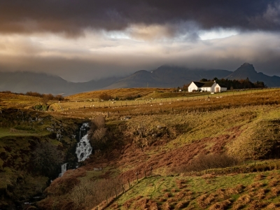 Trotternish_Cottage_Point-Isle_of_Skye