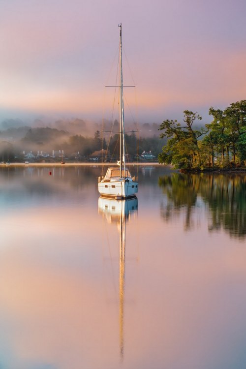 Boats_First_Light_Windermere-Lake_District_06