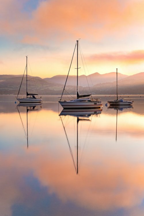 Boats_First_Light_Windermere-Lake_District_08