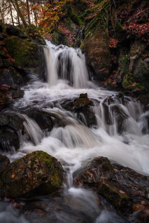 Tom_Gill_Waterfall_Tarn_Hows-Lake_District