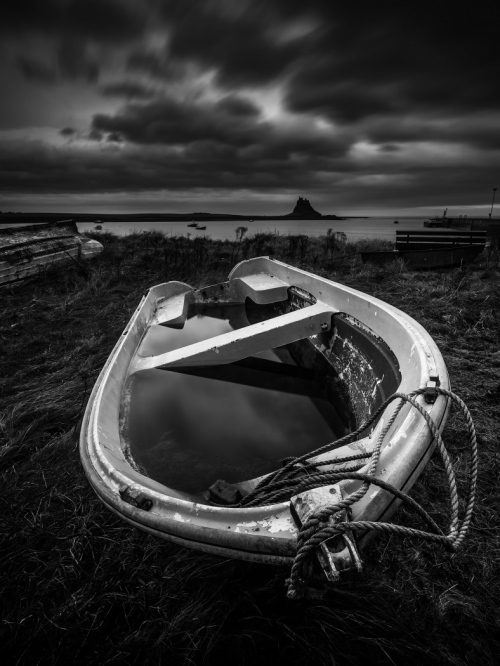 Boats_Lindisfarne_2_Mono-Northumberland