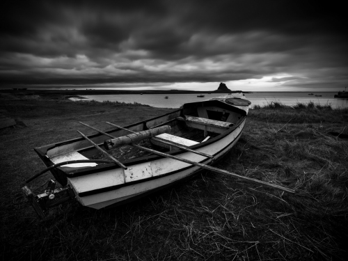 Boats_Lindisfarne_3_Mono-Northumberland