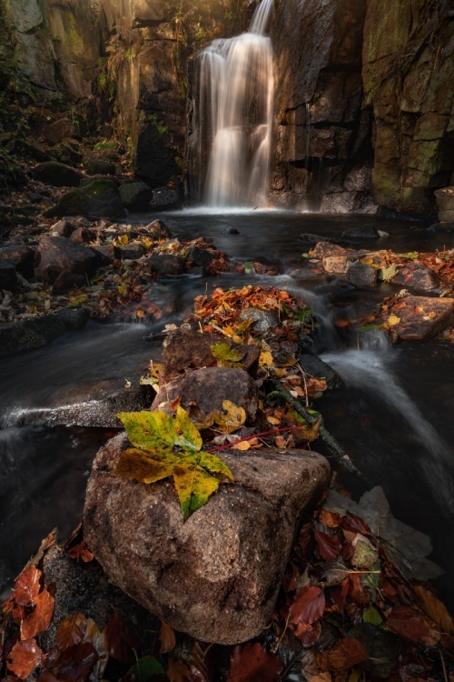 Autumn_Lumsdale_Falls-Peak_District01