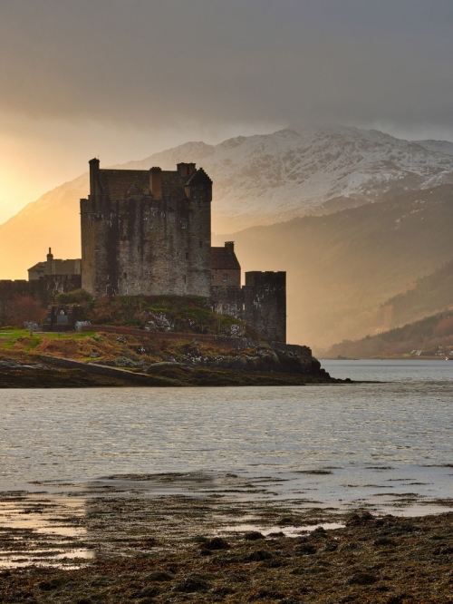 Eilean_Donan_Castle_First_Light-Dornie_Scotland