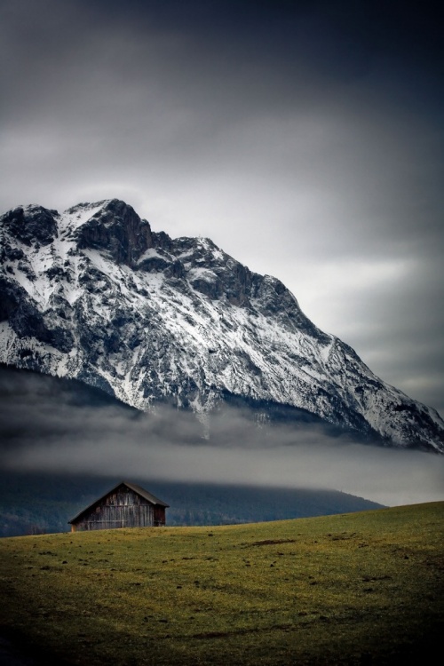 Clouds-Rolling-In-Tyrol-Austria
