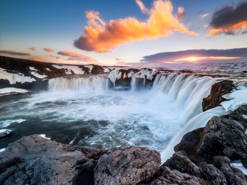 Godafoss_sunset-Iceland