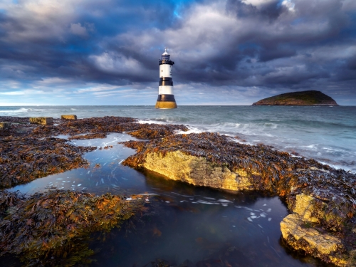 Penmon_Lighthouse_Low_Tide-Anglesey_Wales
