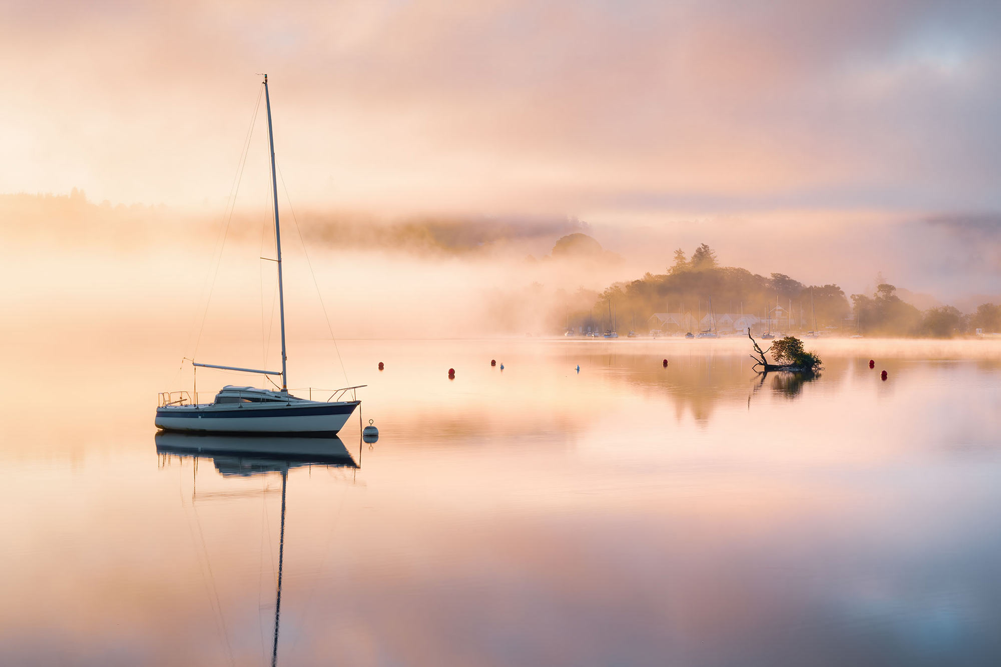 Lakes-Windermere-boats-sunrise-2021-2