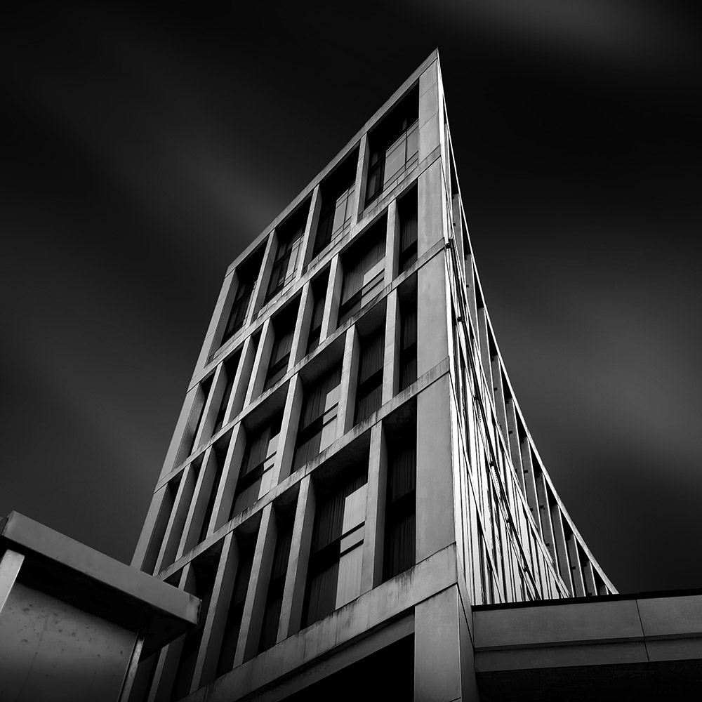 Example-13-Hilton_Hotel_2-Liverpool