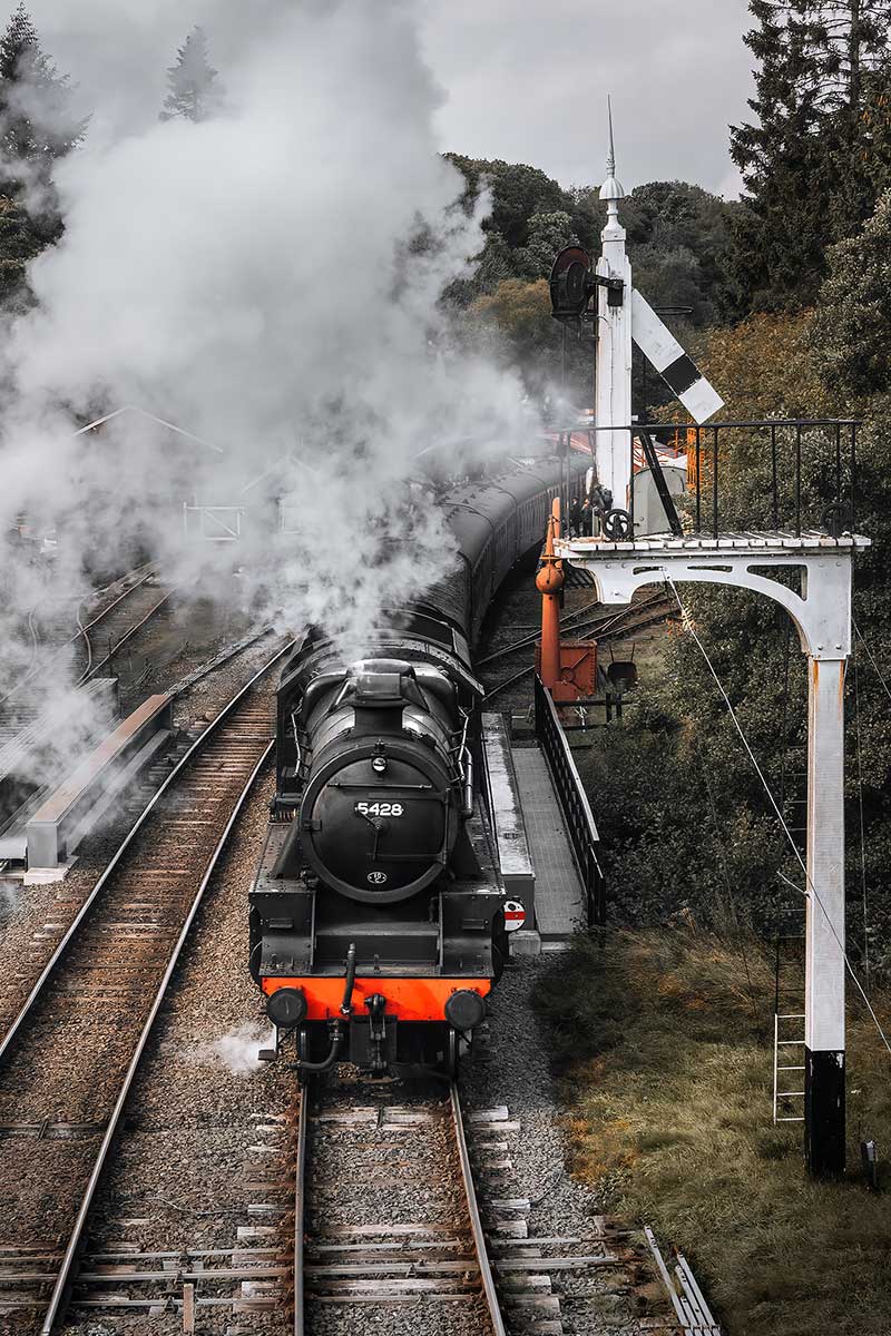 Steam_Train_Goathland-800
