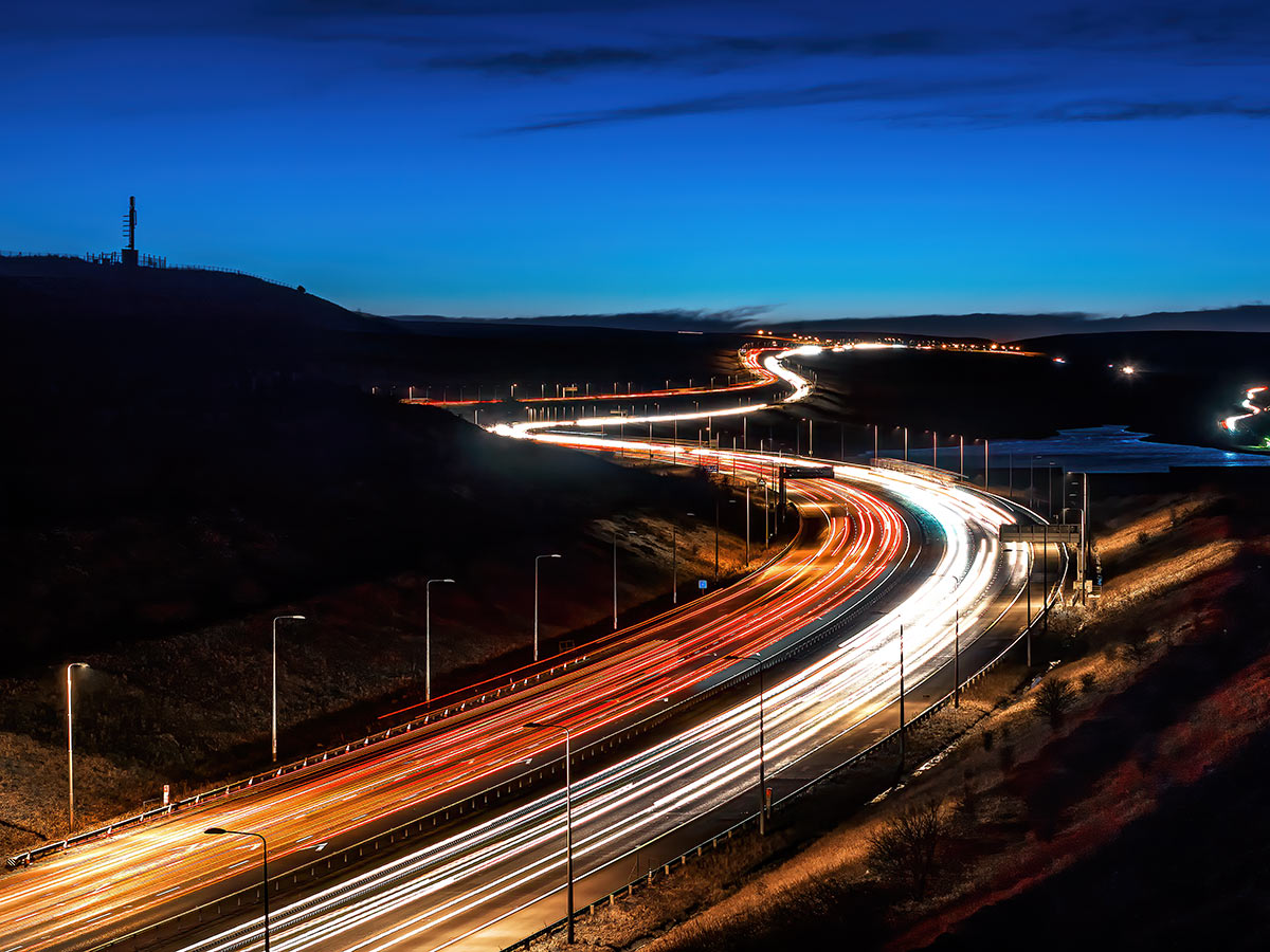 motorway-car-trails-1200