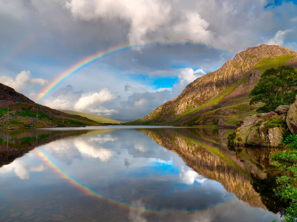 Llyn Ogwen Rainbow-Snowdonia (Eryri)